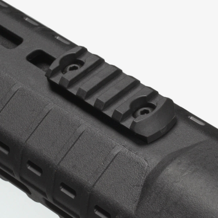 Picatinny rail 5 slotů, M-LOK, polymerový, Magpul, černý